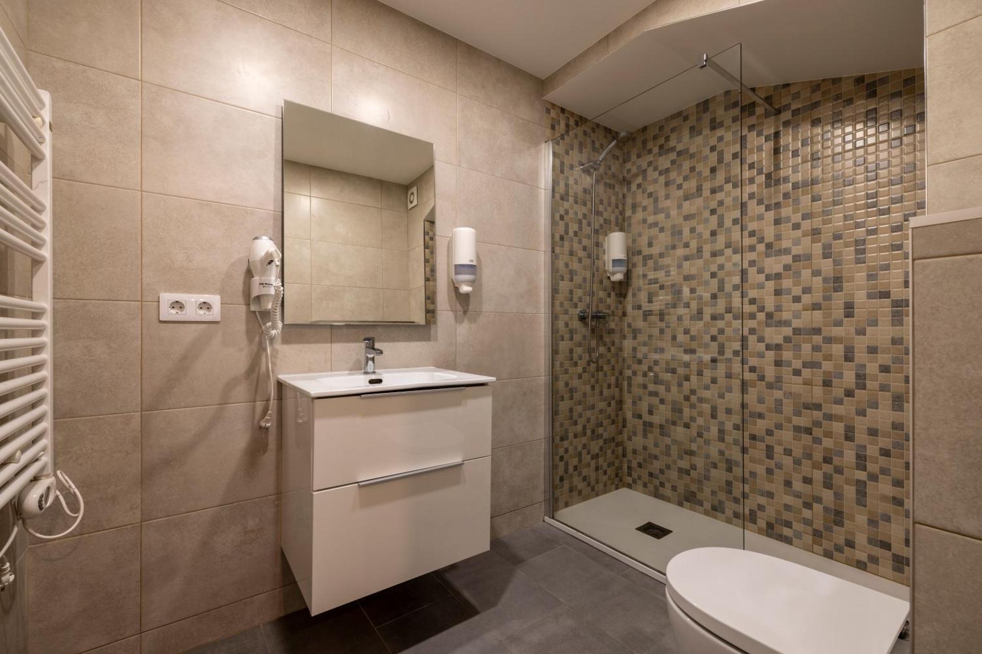 Estudio Para Grupos Pequenos En El Pas De La Casa - Centrico Exterior photo